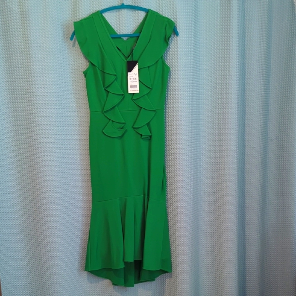 NWT Sz XS Elegant Green Ruffle Dress